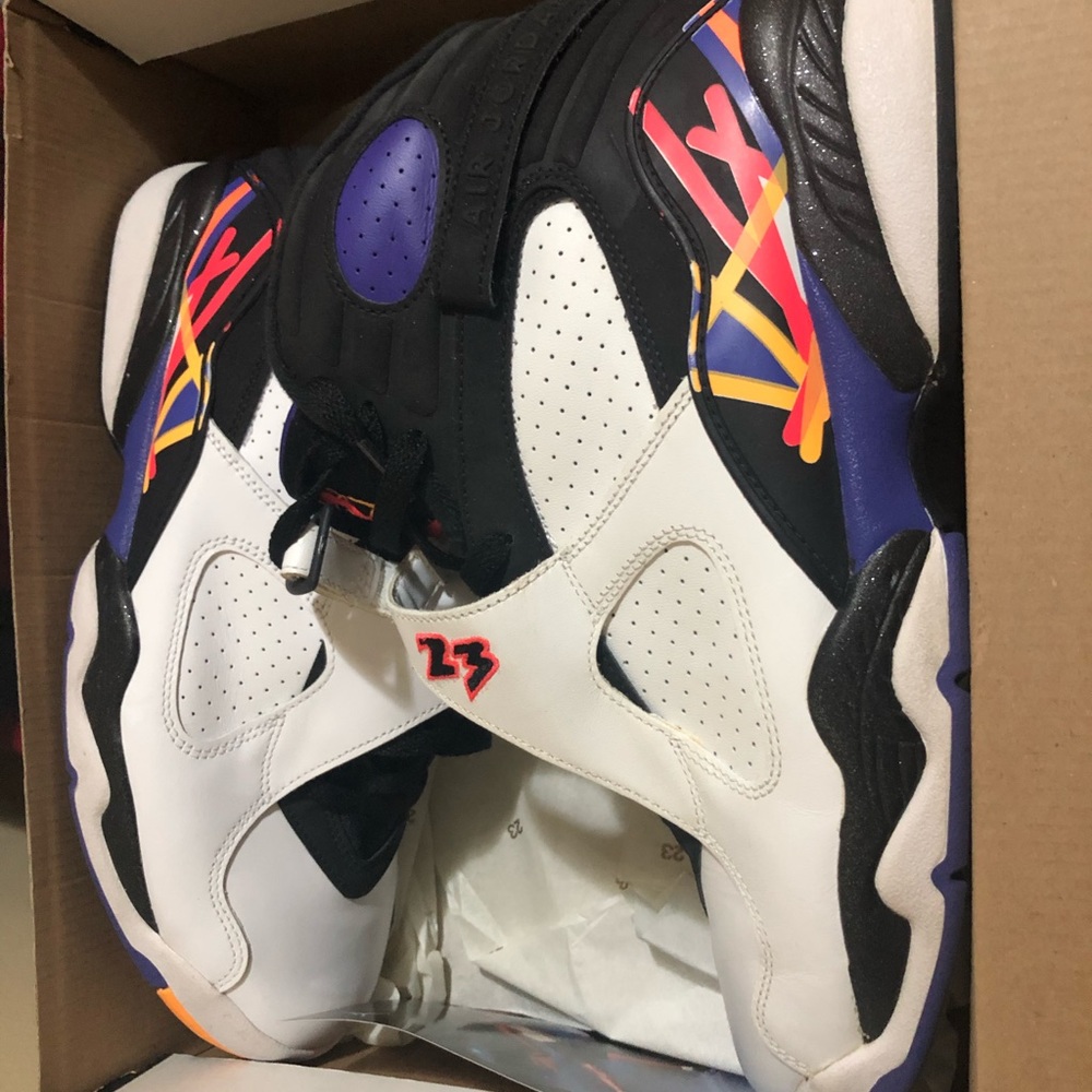 Jordon sneakers